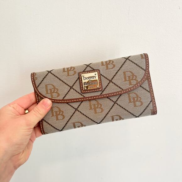 Dooney & Bourke Monogram Trifold Leather Wallet - Picture 1 of 5